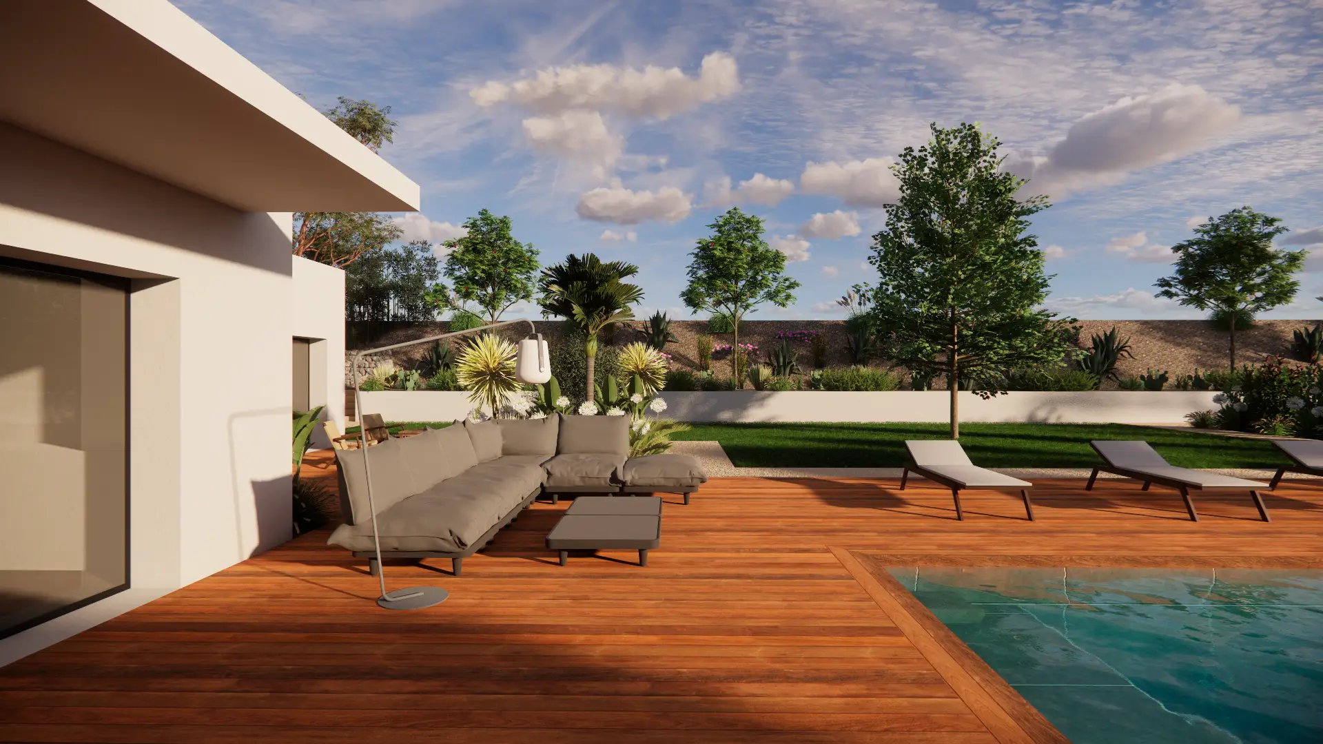 Melina Scalici, Conceptrice Paysagiste, présente sa carte Femme souriante présentant une carte de visite blanche et translucide avec le logo d'une feuille et le texte "MELINA SCALICI CONCEPTRICE PAYSAAGISTE".